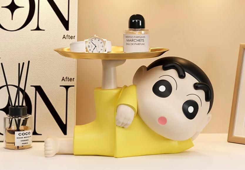 Shinchan Tray Holder by 1h8x0d-zb featuring a playful Shinchan design with a sturdy base for holding trays.