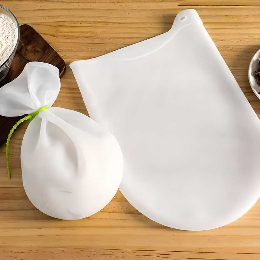 White silicone automatic dough maker by 1h8x0d-zb, featuring a sleek design and functional mixing bowl.