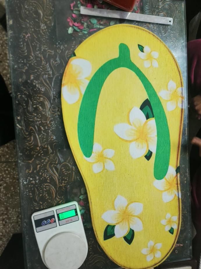 Anti-slip mat with matching slippers, 1h8x0d-zb, showcasing textured surface and cozy design, size 45x90 cm.