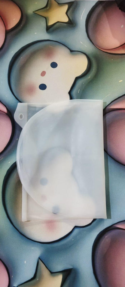 White silicone automatic dough maker by 1h8x0d-zb, showcasing its sleek design and functional features.