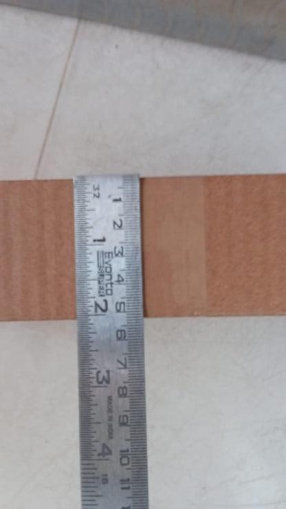 Silicone scraper squeegee by 1h8x0d-zb, featuring a flexible design for effective glue removal on various surfaces.