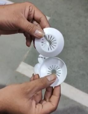 5 pieces of 1h8x0d-zb flange water pipe cover decoration in various colors displayed on a white background.